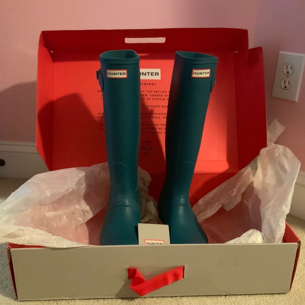 Brand New Hunter Boots “Peacock Blue”